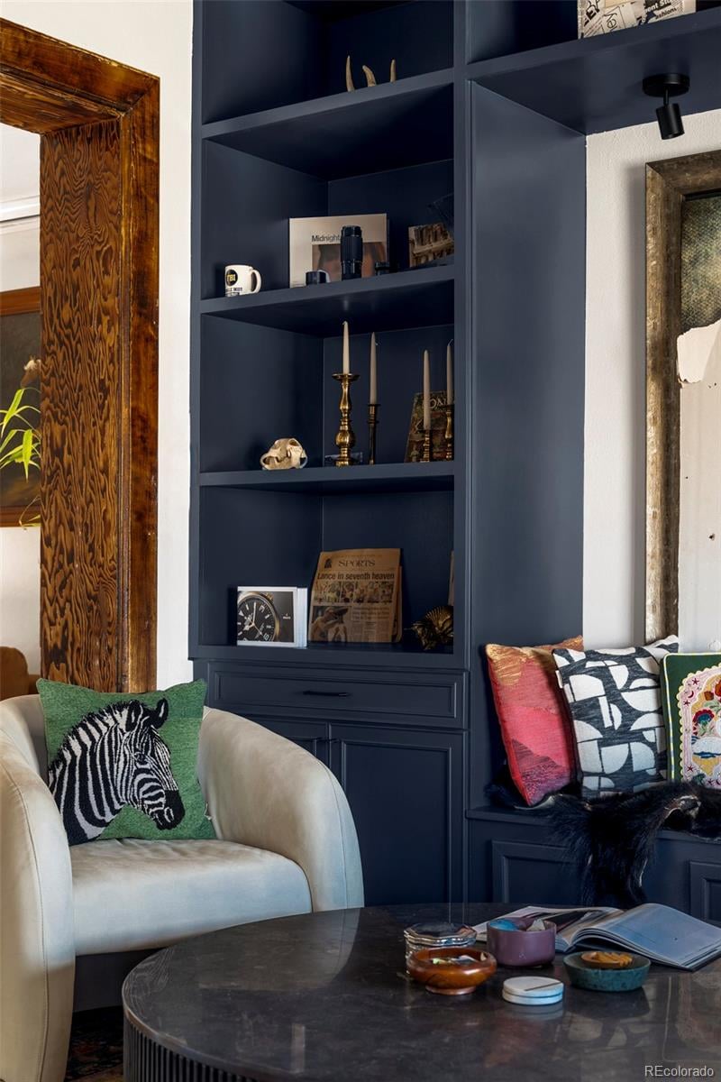 1010 Pennsylvania St, Denver, CO 80209