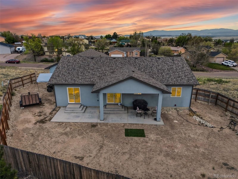 171 Legend Dr, Pueblo West, CO 81007