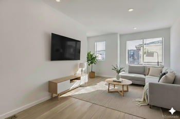 15344 69th Ave, Arvada, CO 80007