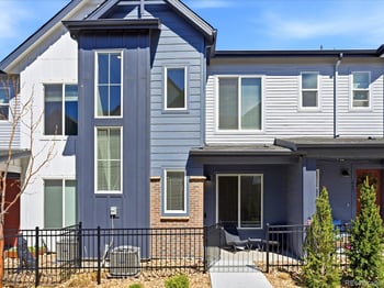 463 Millwall Cir, Castle Pines, CO 80108