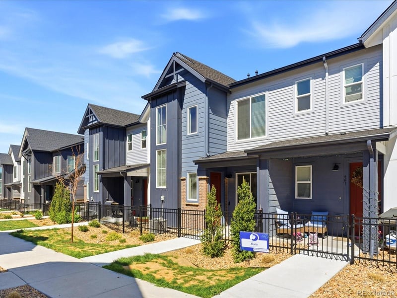 463 Millwall Cir, Castle Pines, CO 80108