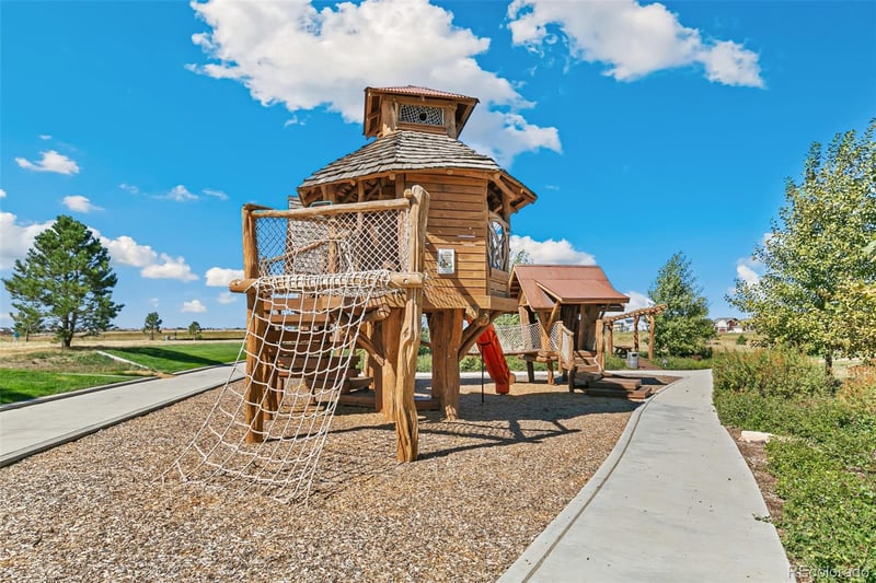 21331 57 Ave, Aurora, CO 80019