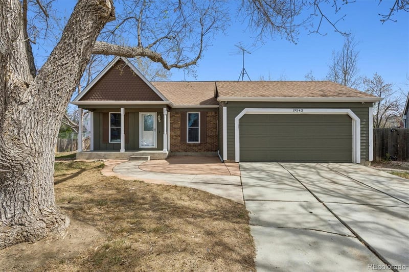 19543 Brown Dr, Aurora, CO 80013