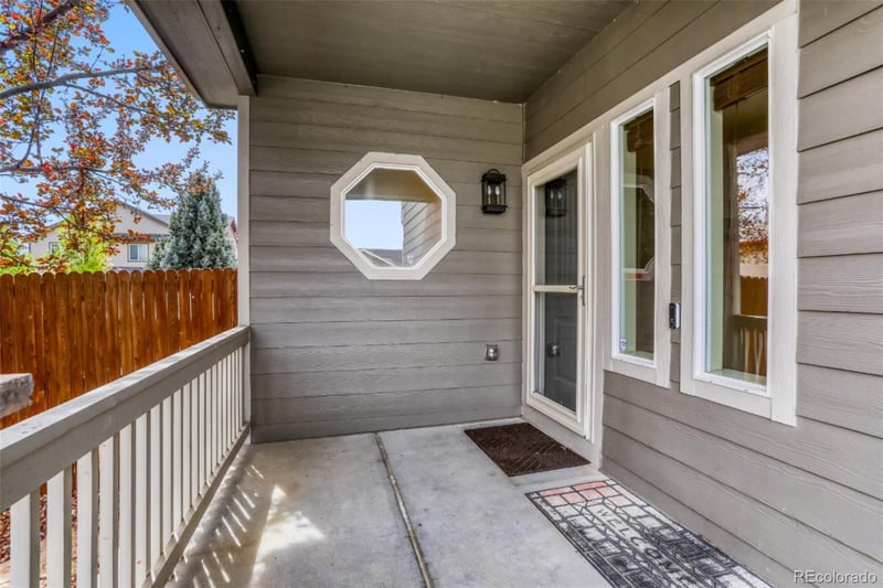 2760 Bridle Dr, Mead, CO 80542