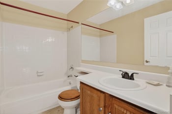 12043 Cross Dr #202, Littleton, CO 80127