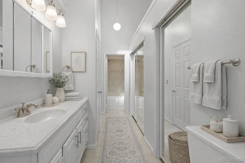 4634 Fraser Ct #F, Aurora, CO 80015