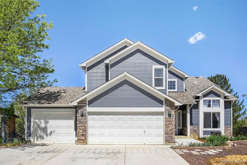 3965 Hawthorne Cir, Longmont, CO 80503