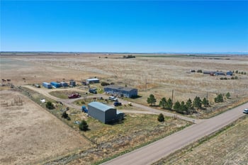49800 112th Ave, Bennett, CO 80102