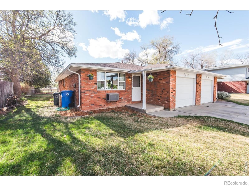 2331-2333 Nyssa Dr, Loveland, CO 80538