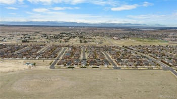 32 Jackson Gap Way, Aurora, CO 80018