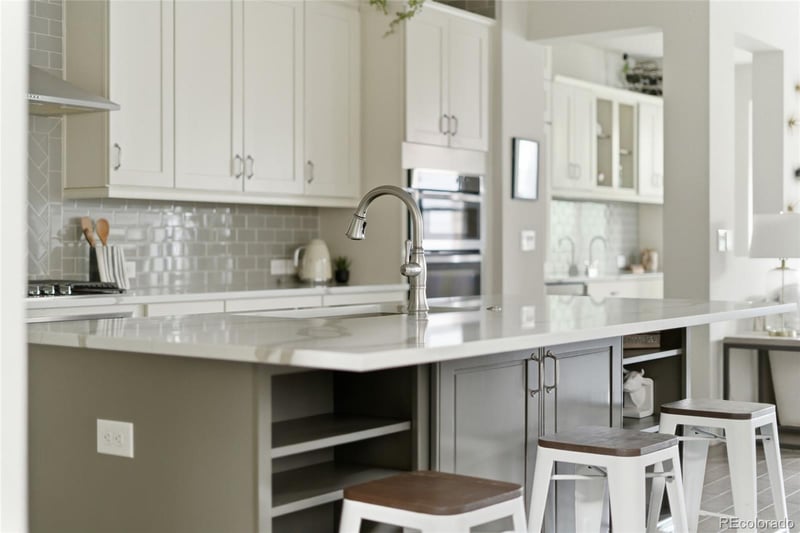 1156 Lincoln St, Denver, CO 80210