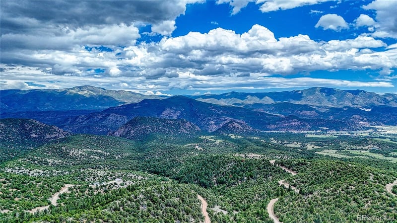 655 Lower Camp Rd, Howard, CO 81233