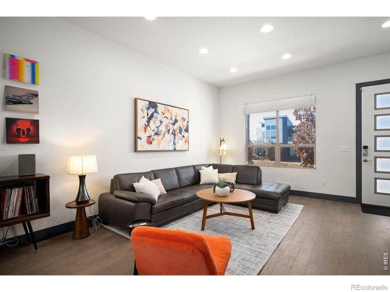 5462 Valentia St, Denver, CO 80238