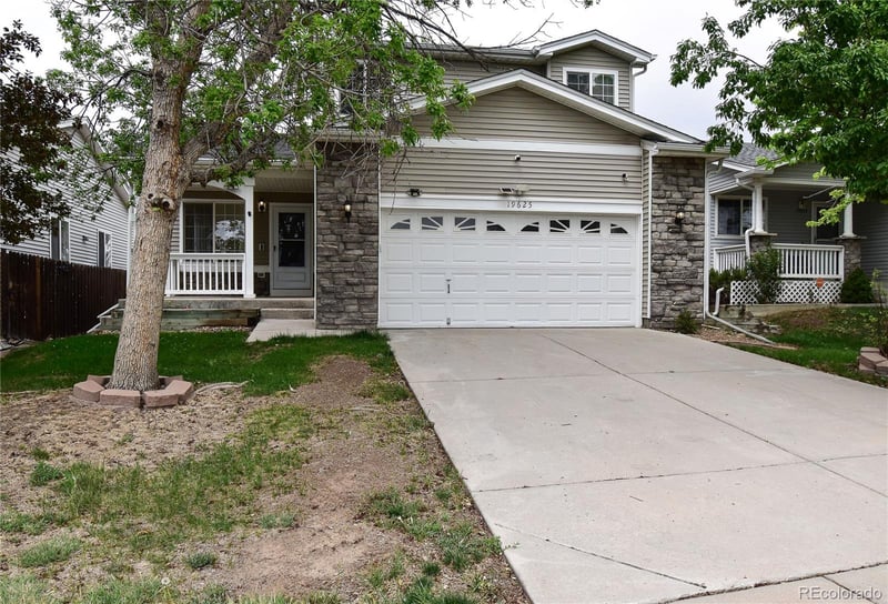 19625 Montview Dr, Aurora, CO 80011