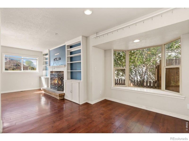 245 6th St, Frederick, CO 80530