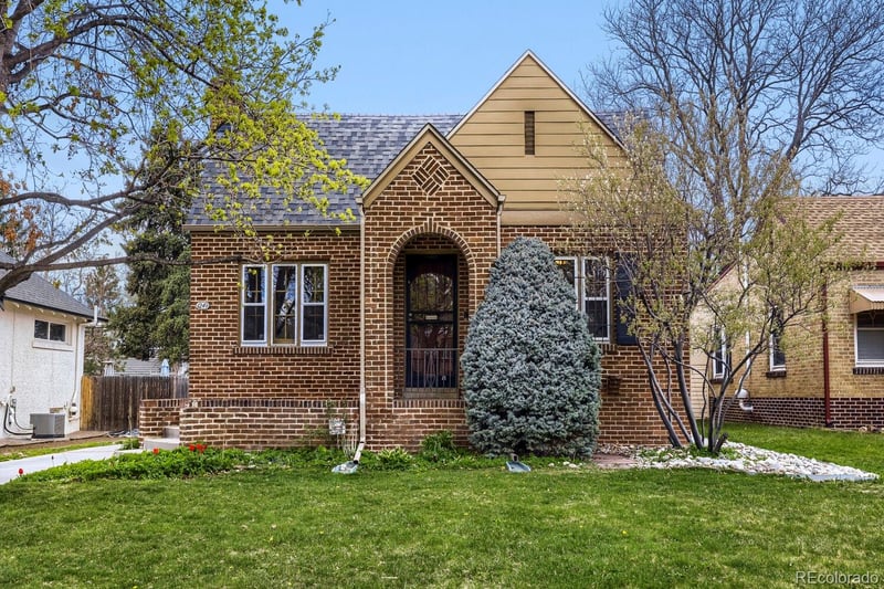 1249 Niagara St, Denver, CO 80220