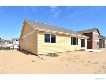 4820 Pinegrove St, Johnstown, CO 80534