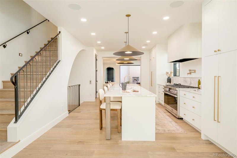 517 Cook St, Denver, CO 80206