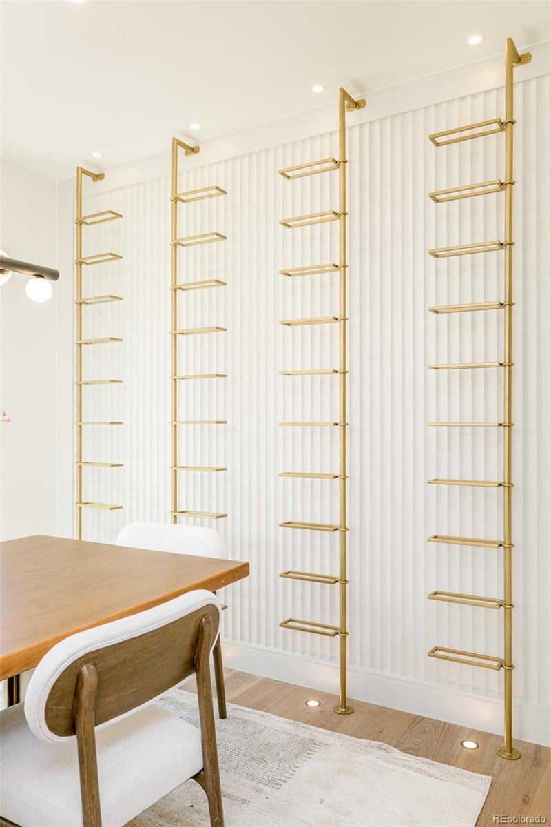 517 Cook St, Denver, CO 80206