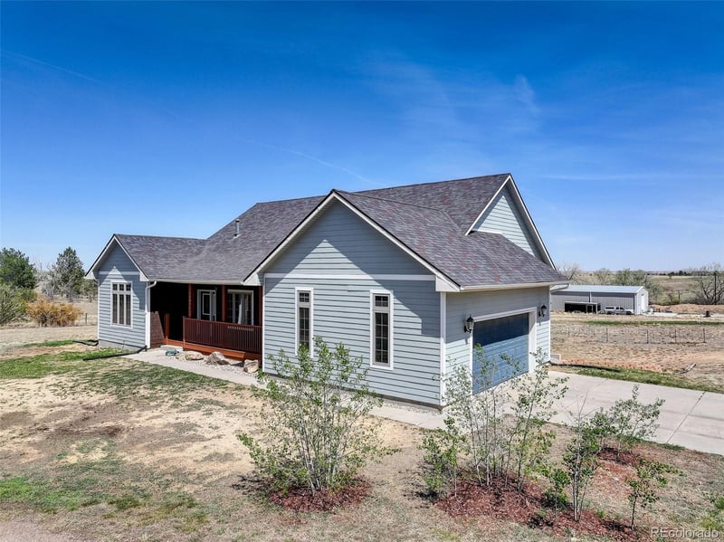 59956 Commanche Way, Strasburg, CO 80136