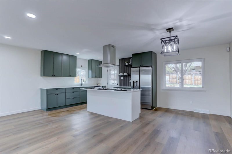 1573 Yank St, Lakewood, CO 80228