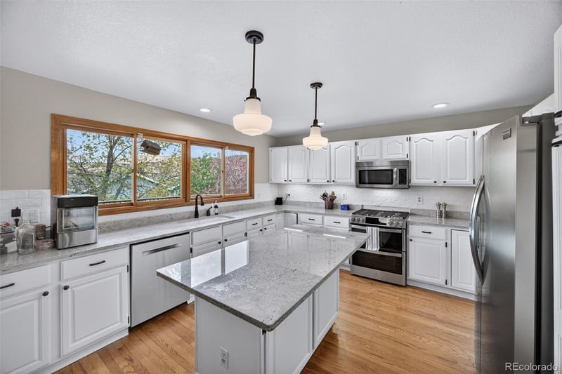 73 Buckthorn Dr, Littleton, CO 80127