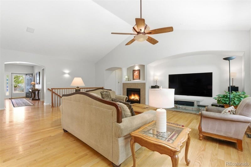 5100 Aspen Creek Dr, Broomfield, CO 80023