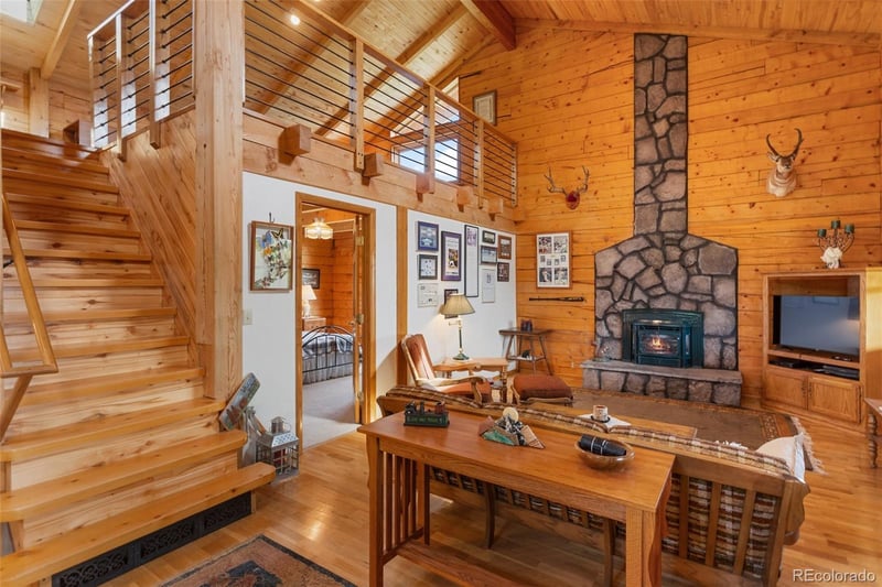 133 Vail Dr, Florissant, CO 80816