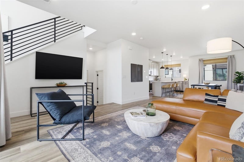 2048 Holly St #5, Denver, CO 80222