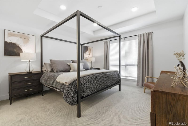 2048 Holly St #5, Denver, CO 80222