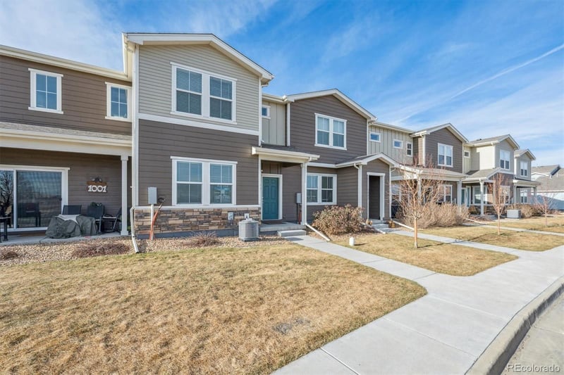10581 Paris St #1002, Commerce City, CO 80640
