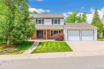 8003 Hinsdale Pl, Centennial, CO 80112