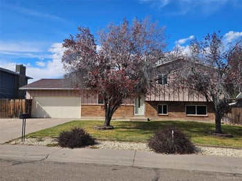 58 Briarwood Cir, Pueblo, CO 81005