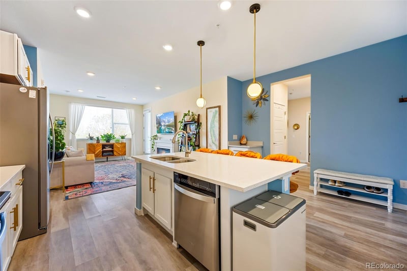 420 Fremont Pl #201, Centennial, CO 80122