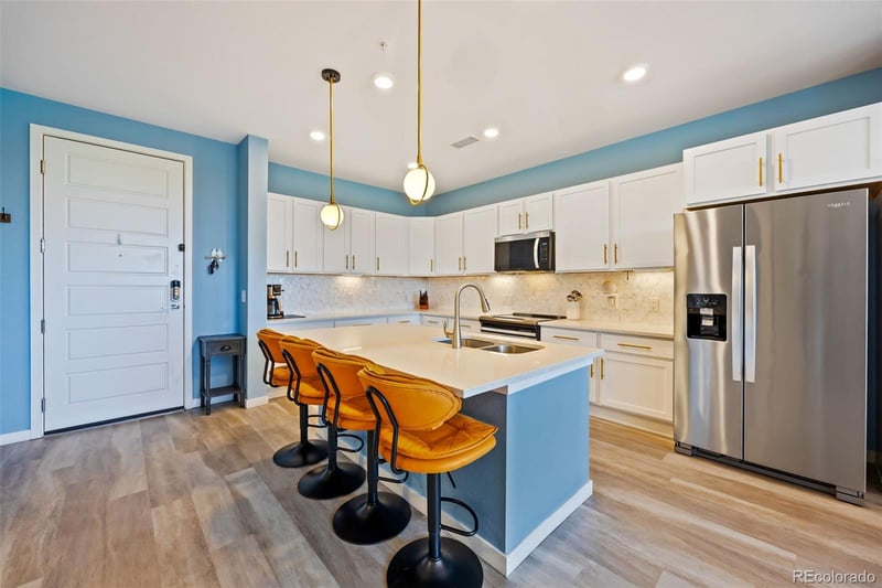 420 Fremont Pl #201, Centennial, CO 80122