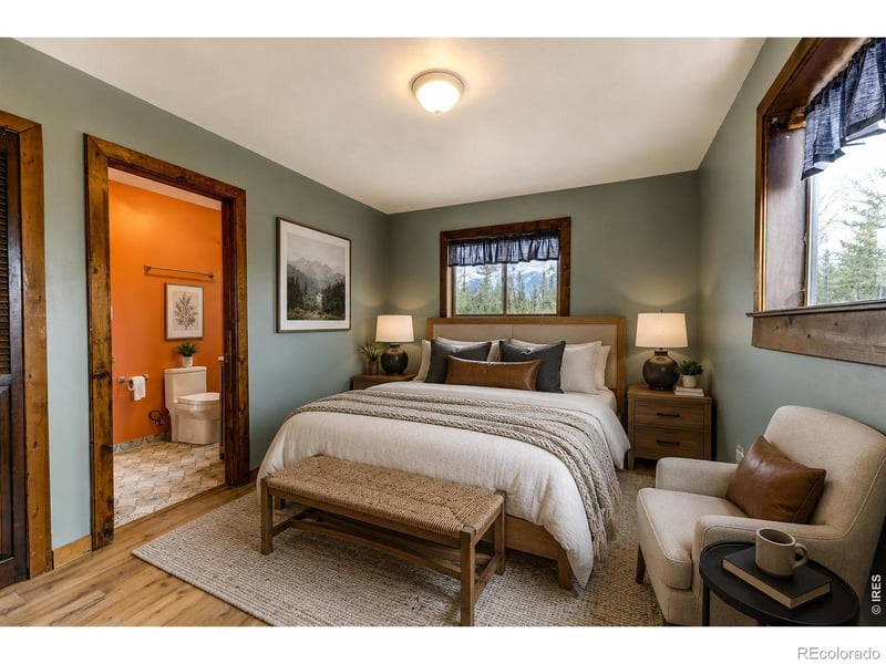 146 Selkirk Ln, Jefferson, CO 80456