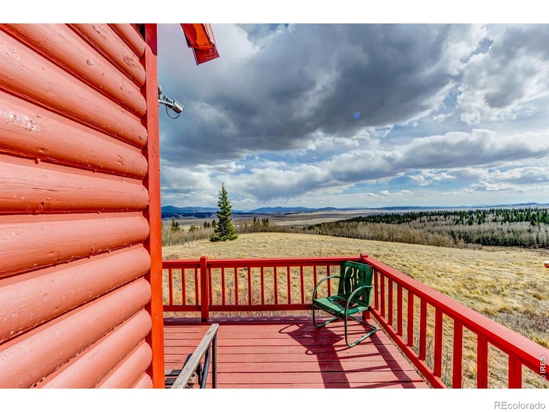 146 Selkirk Ln, Jefferson, CO 80456