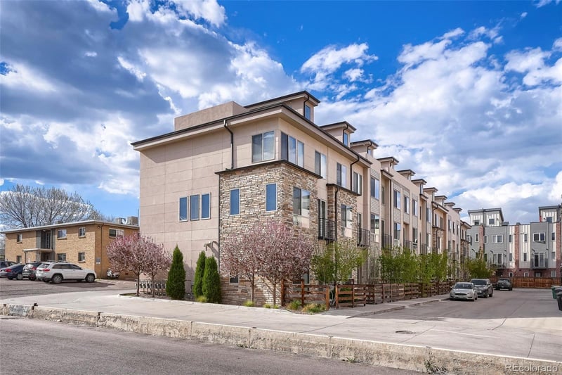 1913 Eaton St, Lakewood, CO 80214