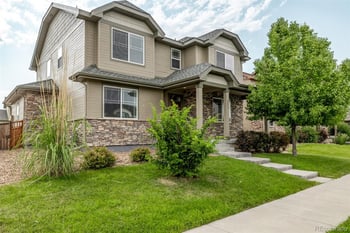 6271 Genoa St, Aurora, CO 80019