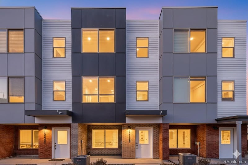 15312 69th Pl, Arvada, CO 80007