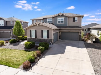 27671 Lakeview Dr, Aurora, CO 80016