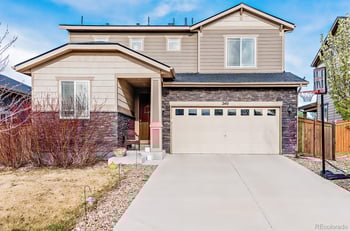 240 Langdale Ct, Aurora, CO 80018