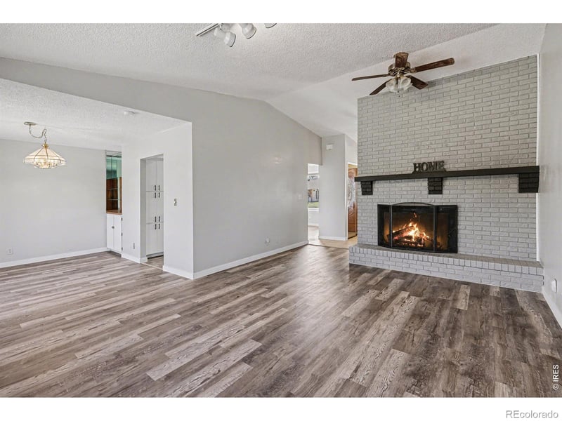 915 White Elm Dr, Loveland, CO 80538