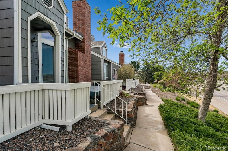 9087 Bear Mountain Dr, Highlands Ranch, CO 80126