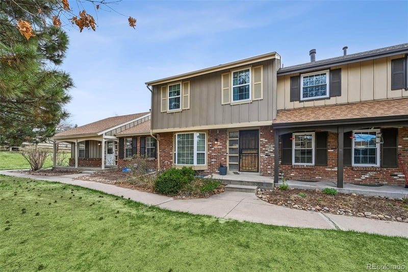 7101 Yale Ave #902, Denver, CO 80227