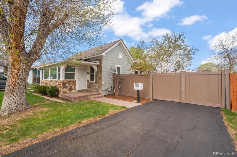 2124 Gray St, Edgewater, CO 80214