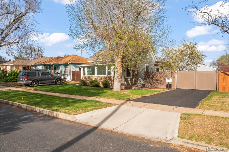 2124 Gray St, Edgewater, CO 80214