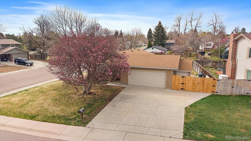 6854 Roxbury Pl, Littleton, CO 80128