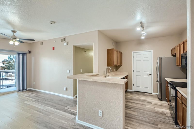 15700 Jamison Dr #2-208, Englewood, CO 80112