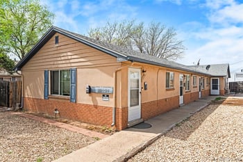 1101 Akron St, Aurora, CO 80010